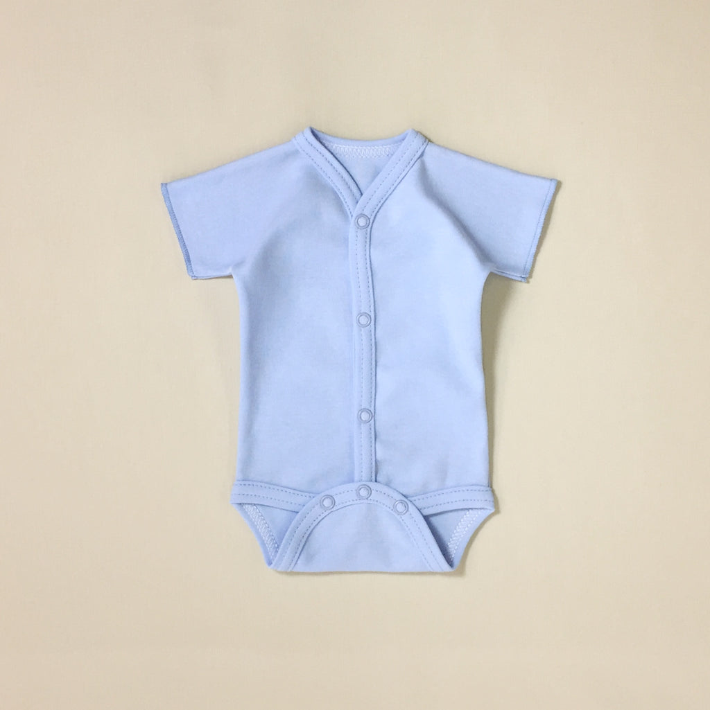 Front snap opening blue baby bodysuit