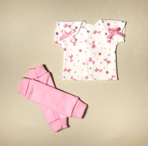 NICU Friendly pink leg warmers preemie baby infant clothing with Pink Giraffe Bubbles NICU t-shirt