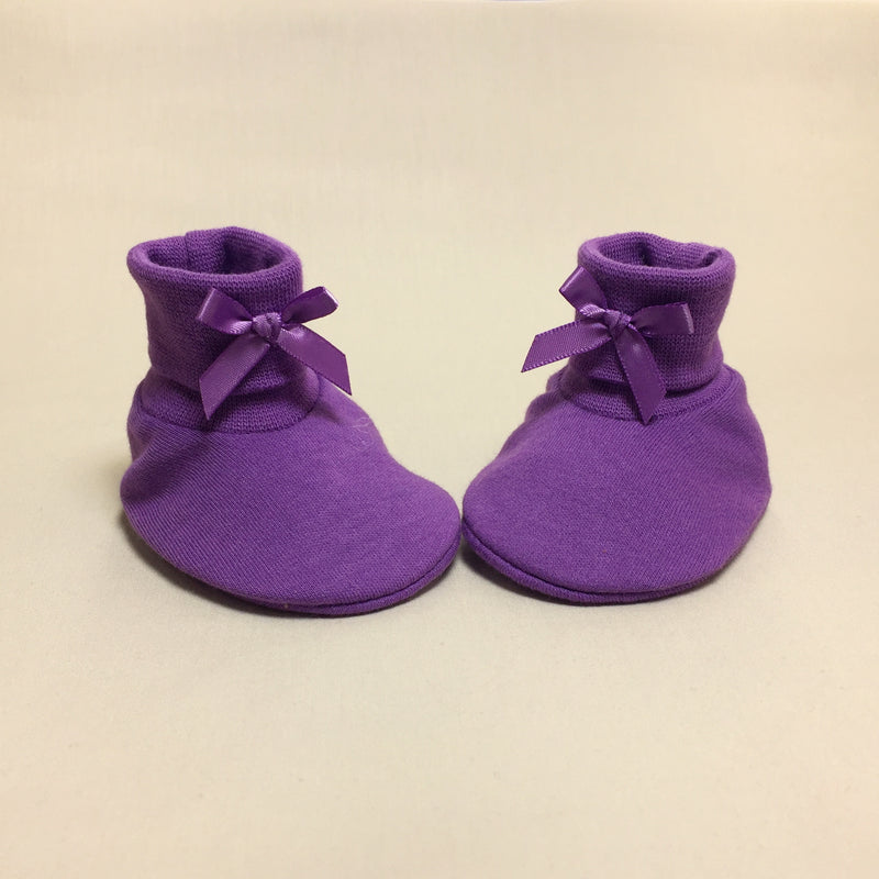 purple cotton baby booties